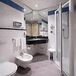 Express By Ihg 3*