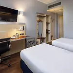 Hotel Express By Ihg