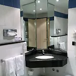Express By Ihg Hotel