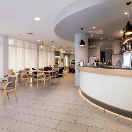 Express By Ihg Parma