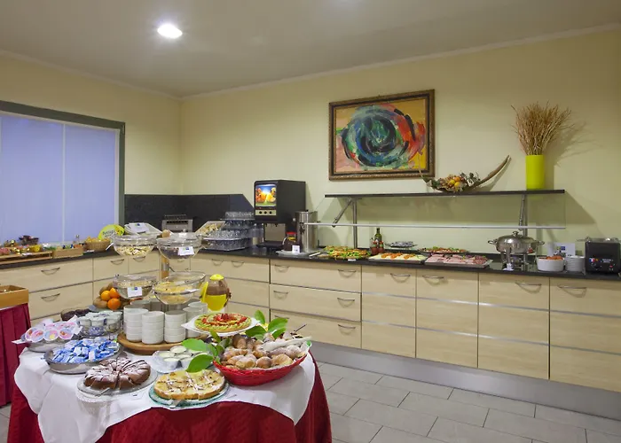 Готель Express By Ihg Парма