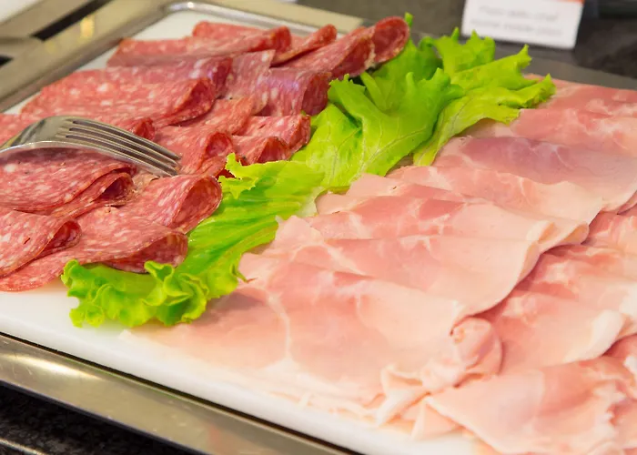 Готель Express By Ihg