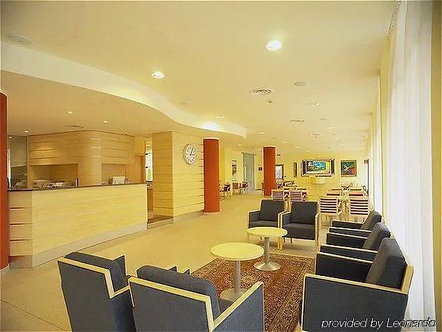 Готель Express By Ihg 3*