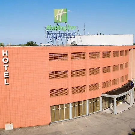 Express By Ihg Hotel Parma