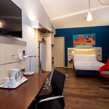 Hotel Express By Ihg
