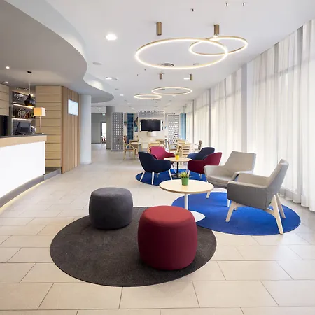 酒店 帕尔马快捷假日酒店 帕爾馬