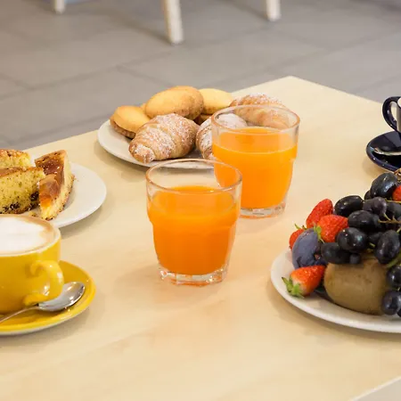 帕尔马快捷假日酒店 酒店 3*