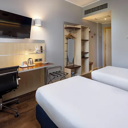 Hotel Express By Ihg