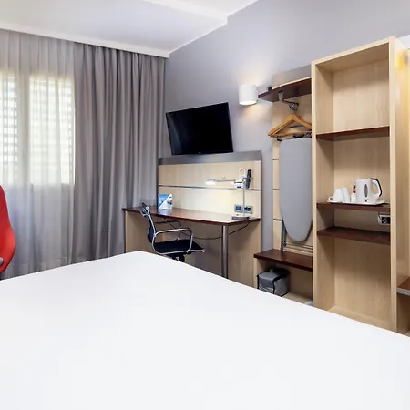 酒店 帕尔马快捷假日酒店