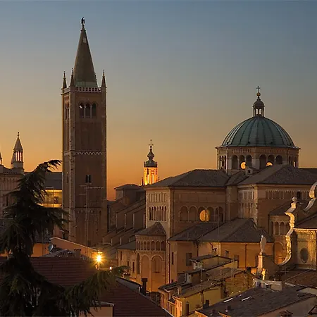 Express By Ihg 3* Parma