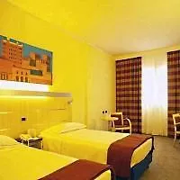 Express By Ihg 3* Parma