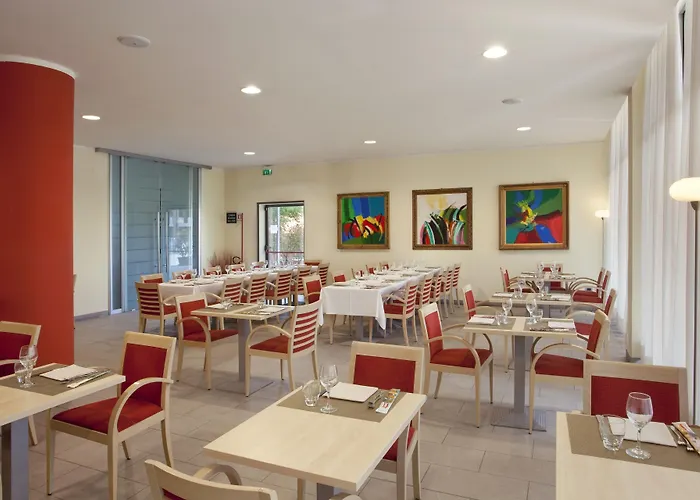 Express By Ihg 3* Parma