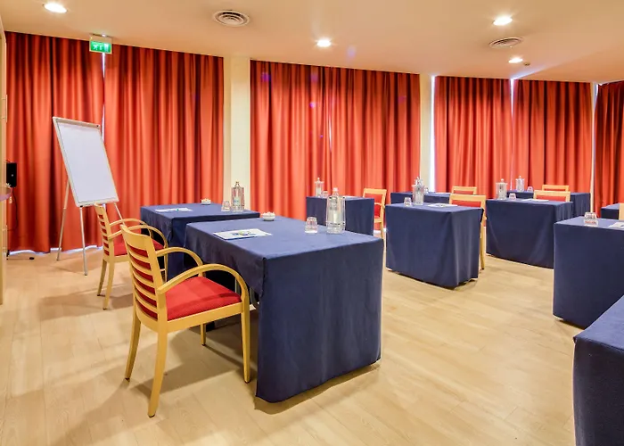 Hotel Express By Ihg Parma